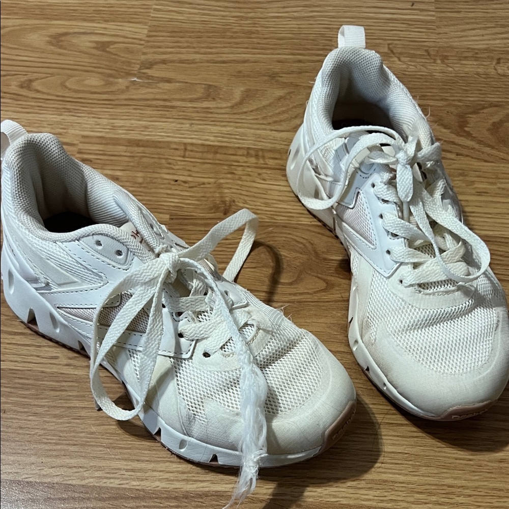 Reebok White Women's Athletic Sneakers - Mesh Running Trainers